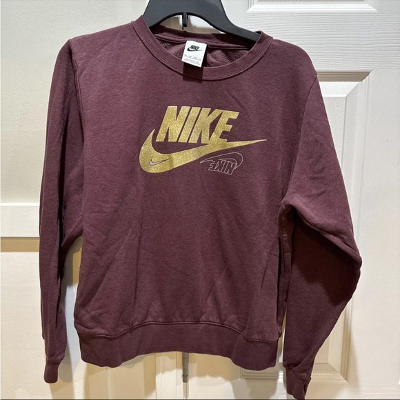 Nike women’s extra small crewneck - Picture 1 of 4